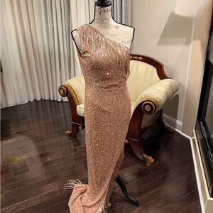 Elegant One-Shoulder Sequin Dress